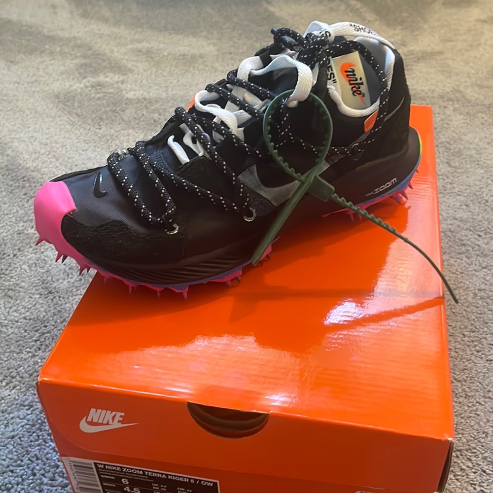 Nike x Off-White-W Nike Terra Kiger 5/ OW